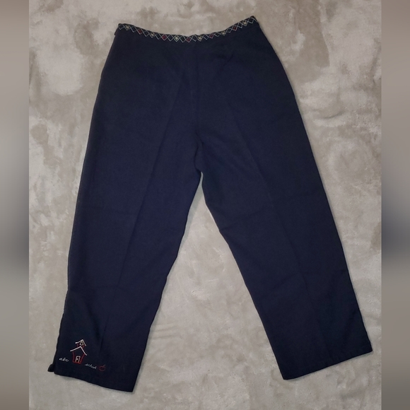 Christopher & Banks Teacher Capris - Picture 2 of 2